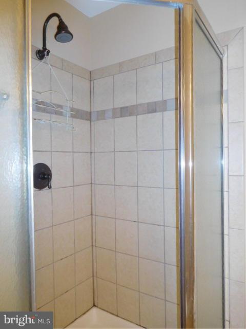 DALE CITY - Residential Lease