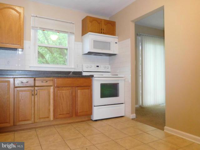 DALE CITY - Residential Lease