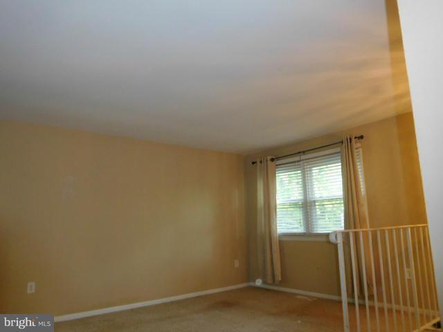 DALE CITY - Residential Lease