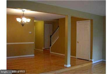 OLD GEORGETOWN VILLAGE - Residential Lease