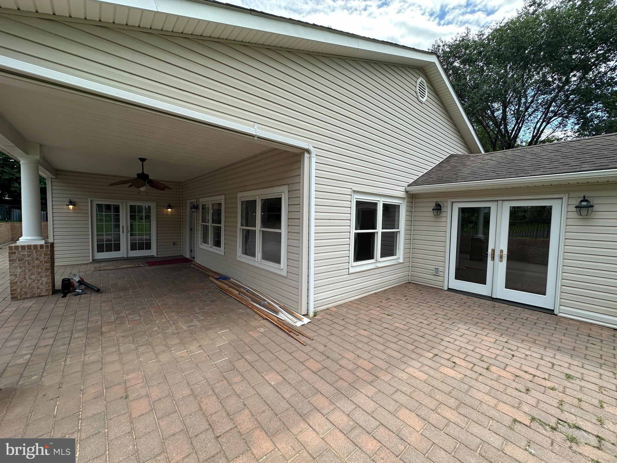 2 WHITING AVENUE