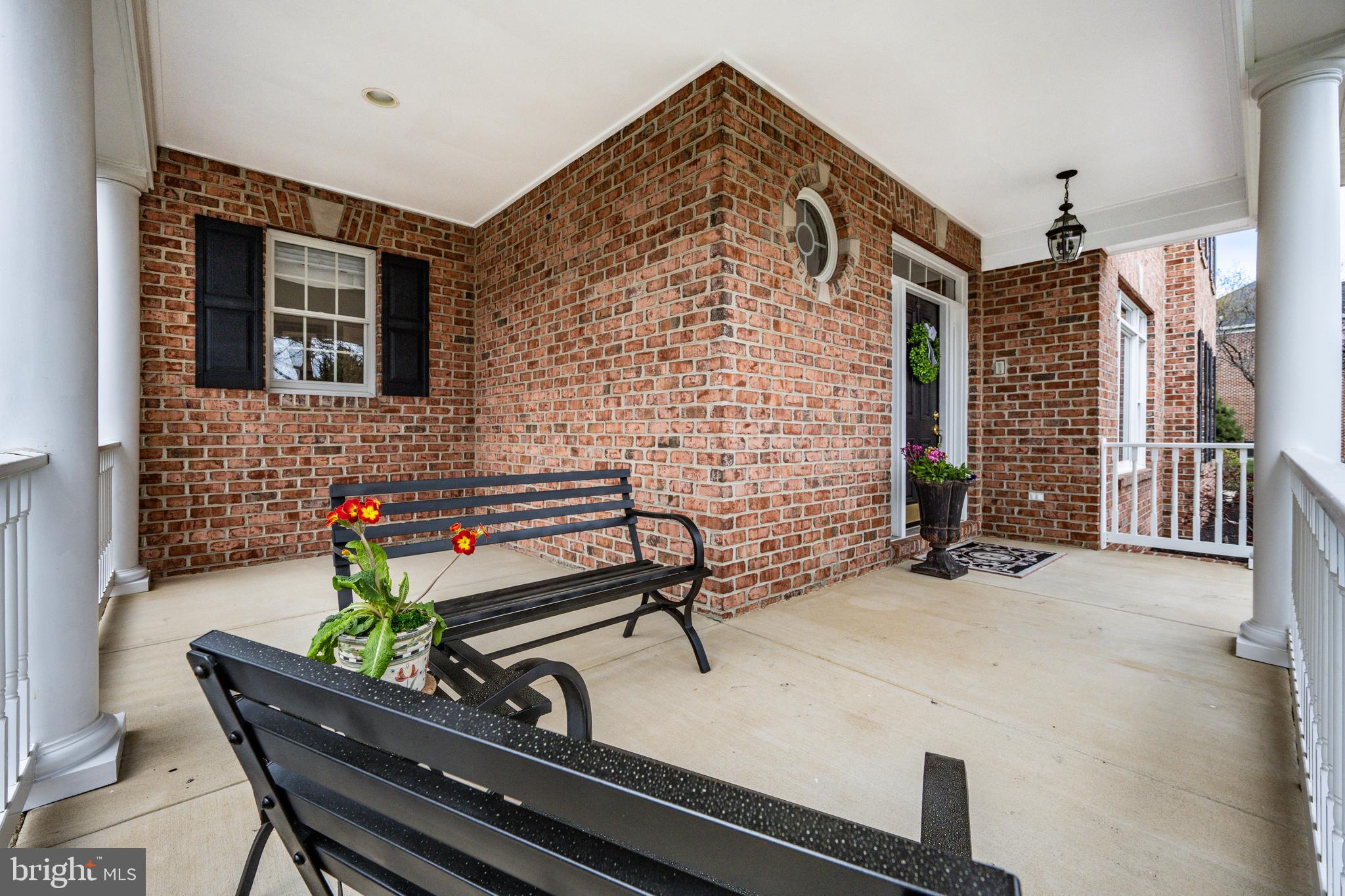 2708 HEAVEN WOOD COURT