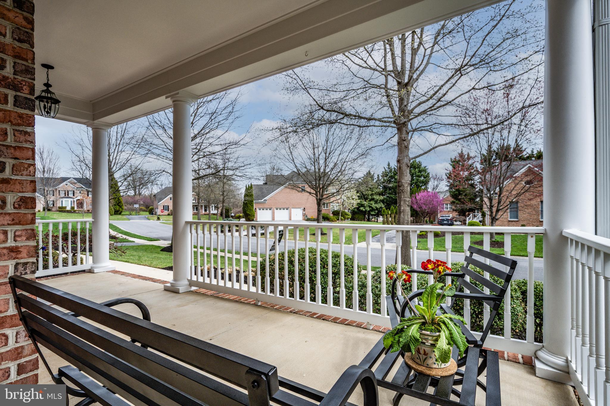 2708 HEAVEN WOOD COURT