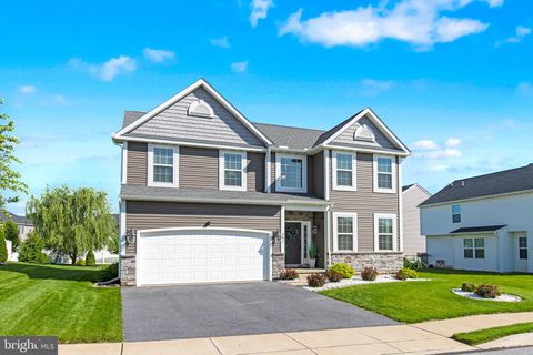 Photo of 201 Mason Way, NEW HOLLAND, PA 17557 (MLS # PALA2070976)