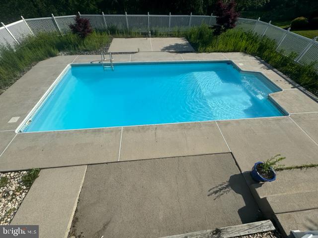640 STONEY RUN ROAD