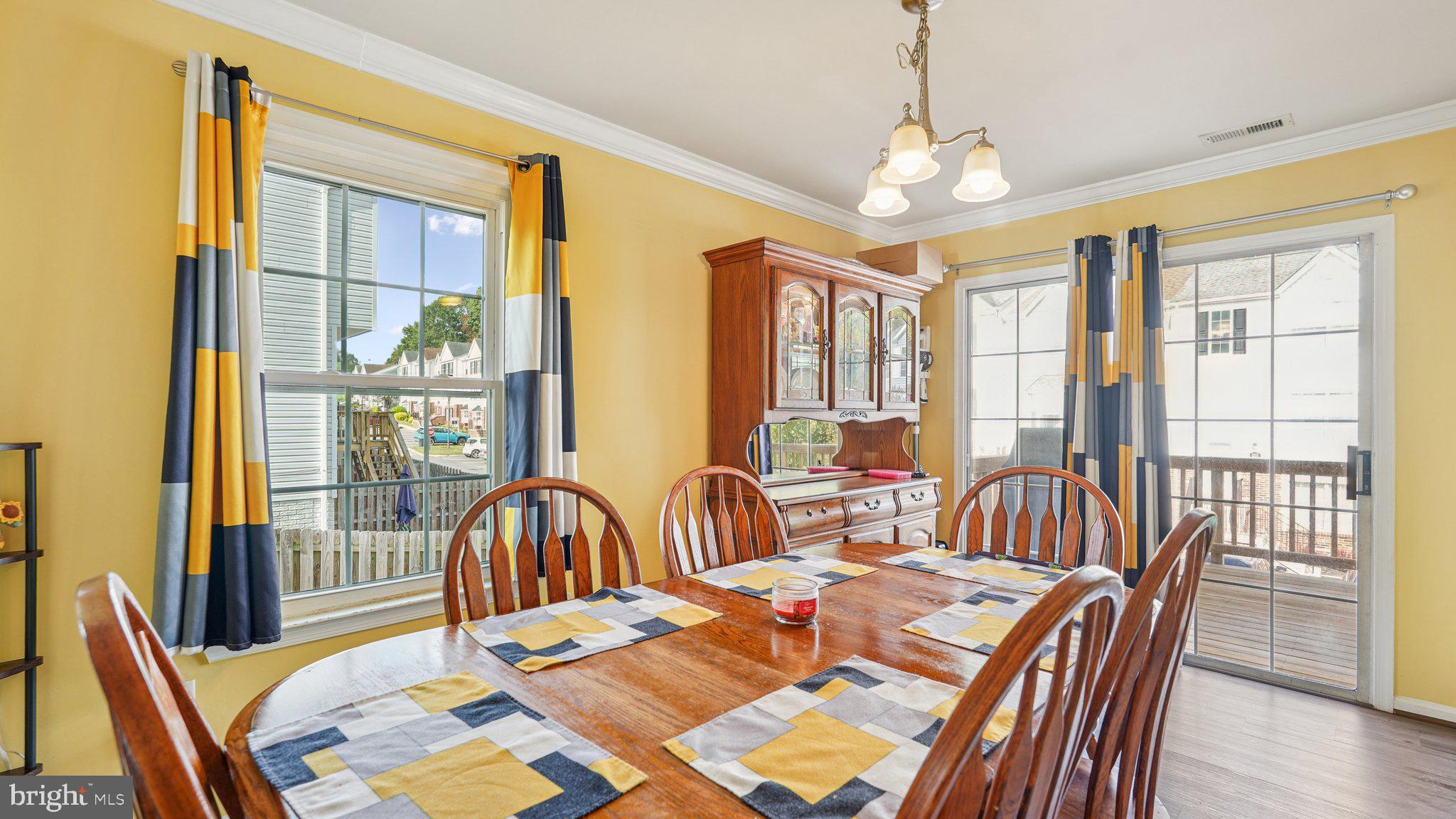 SUNNINGDALE MEADOWS - Residential