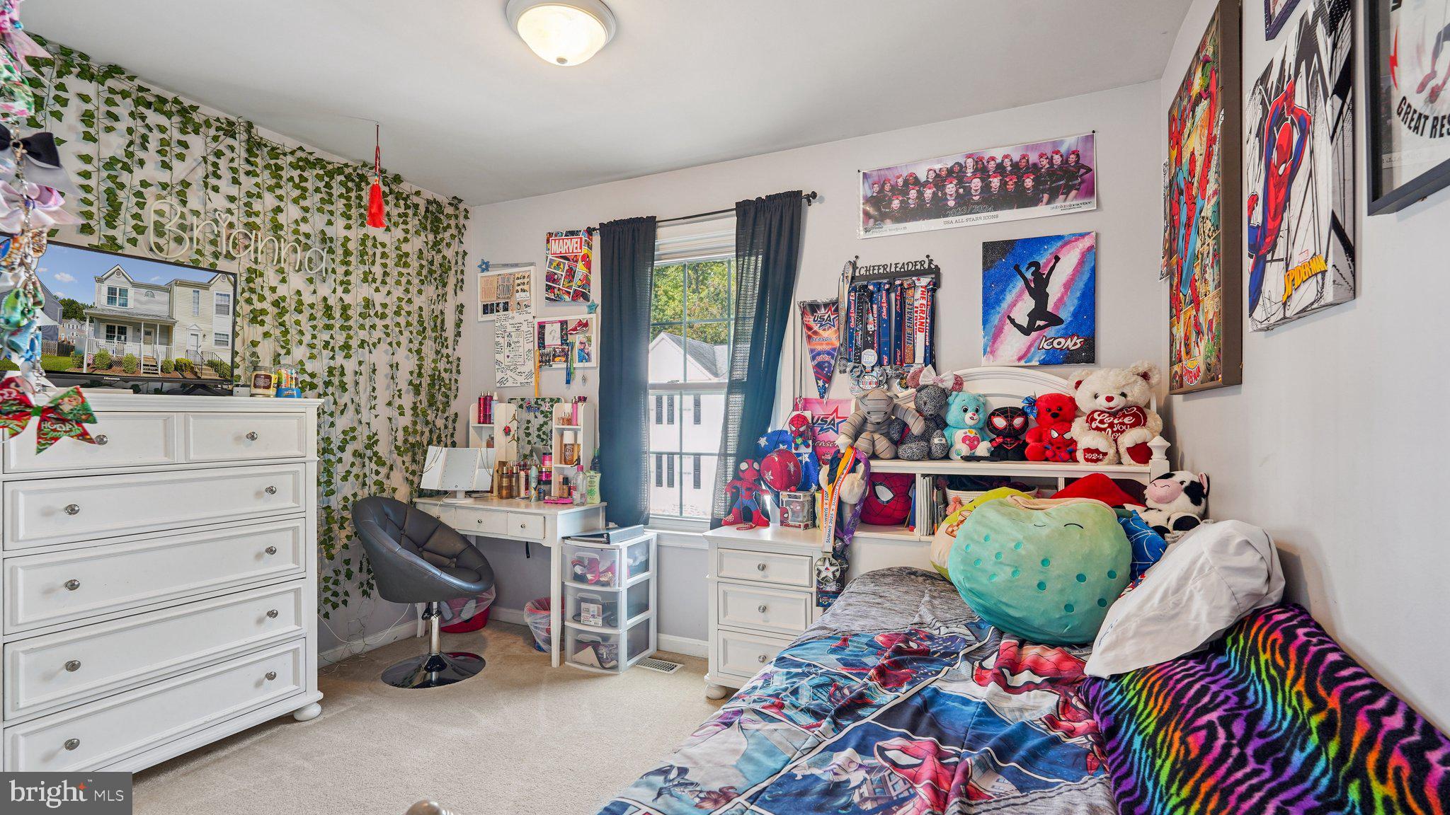 SUNNINGDALE MEADOWS - Residential