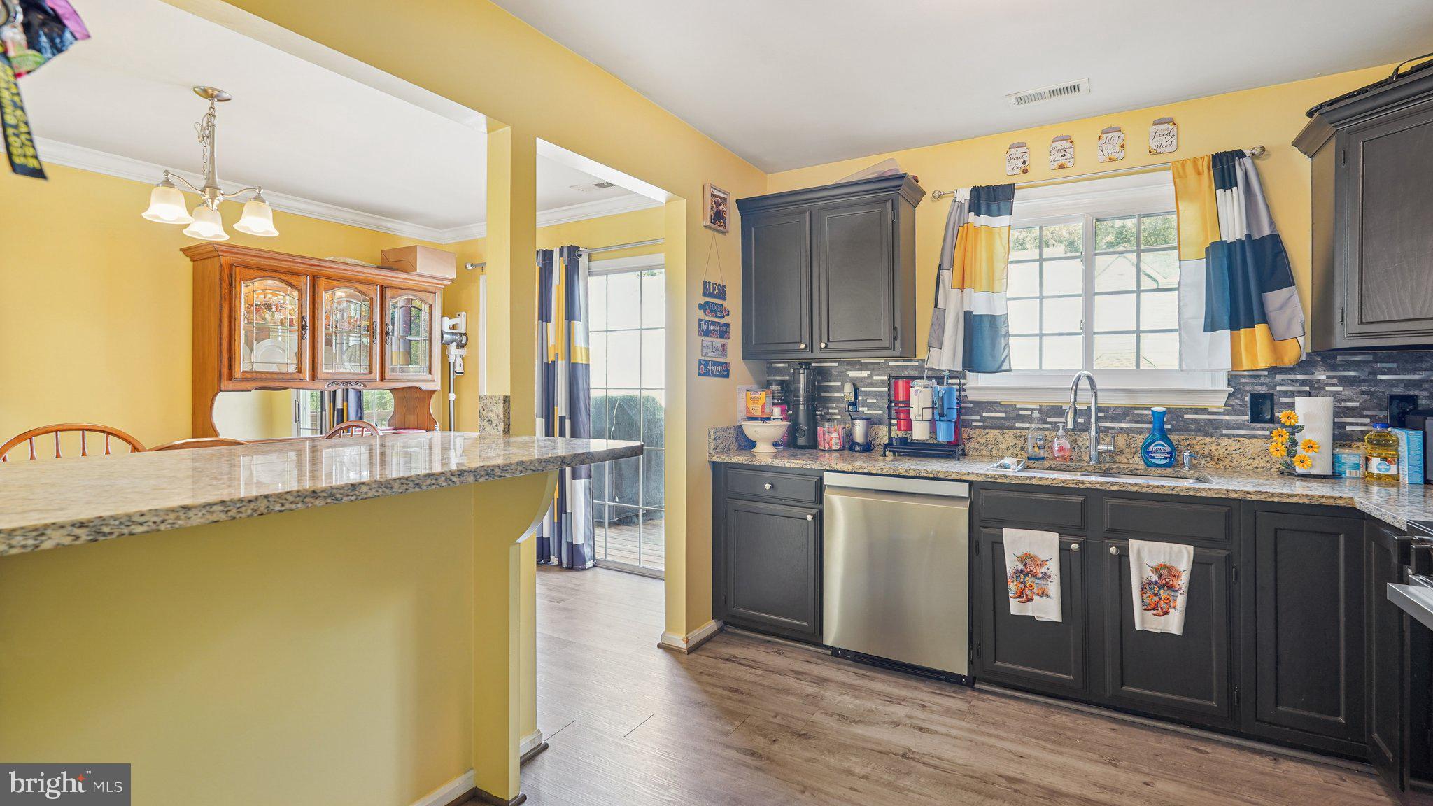 SUNNINGDALE MEADOWS - Residential