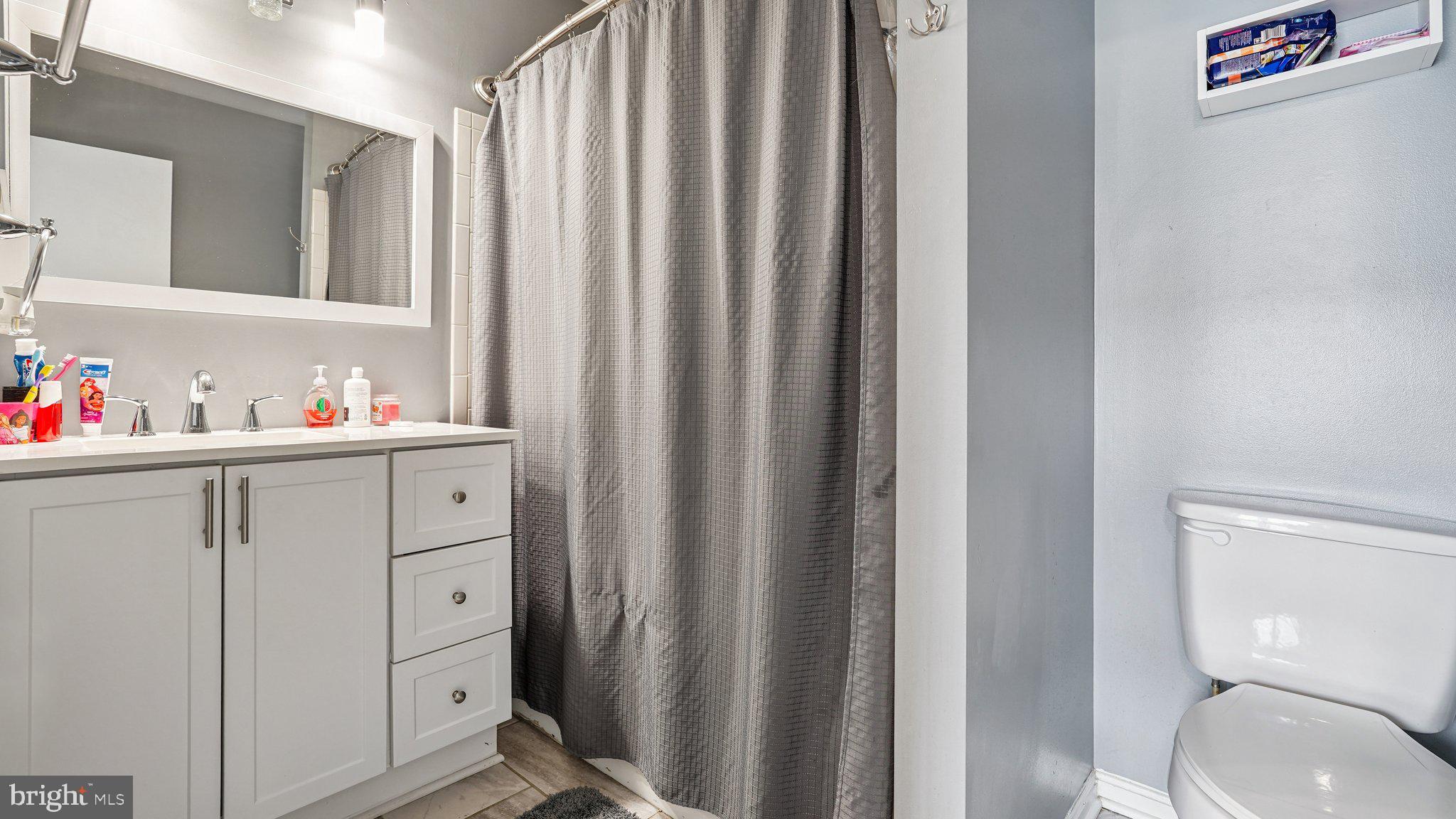 SUNNINGDALE MEADOWS - Residential