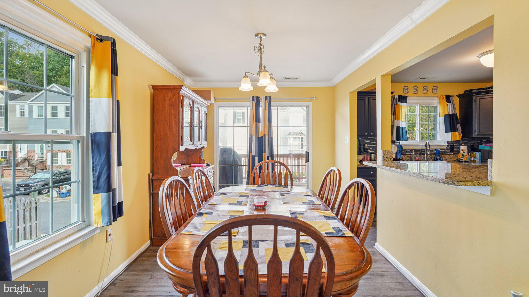 SUNNINGDALE MEADOWS - Residential