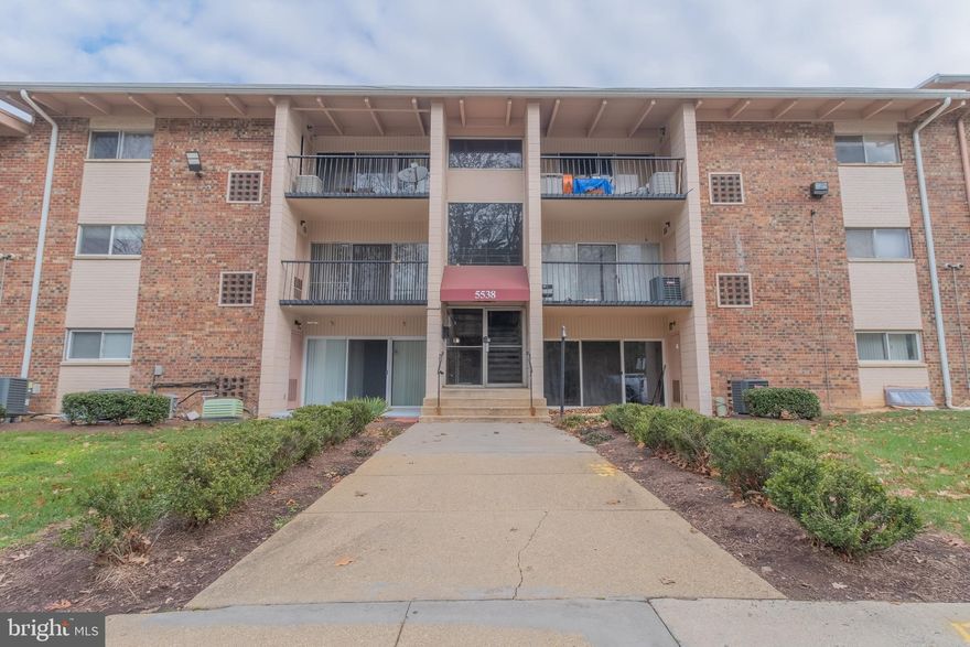 Just listed spacious 1 bed 1 bath. with hardwood floors. Large kitchen with stainless steel appliances including dishwasher and over the range microwave. Rent includes gas and water. Tenant responsible for electric (Pepco). Permit parking for 2 cars.  Conveniently located close to transit, grocery, restaurants and retail. Good credit, income and and rental history required. Vouchers accepted.