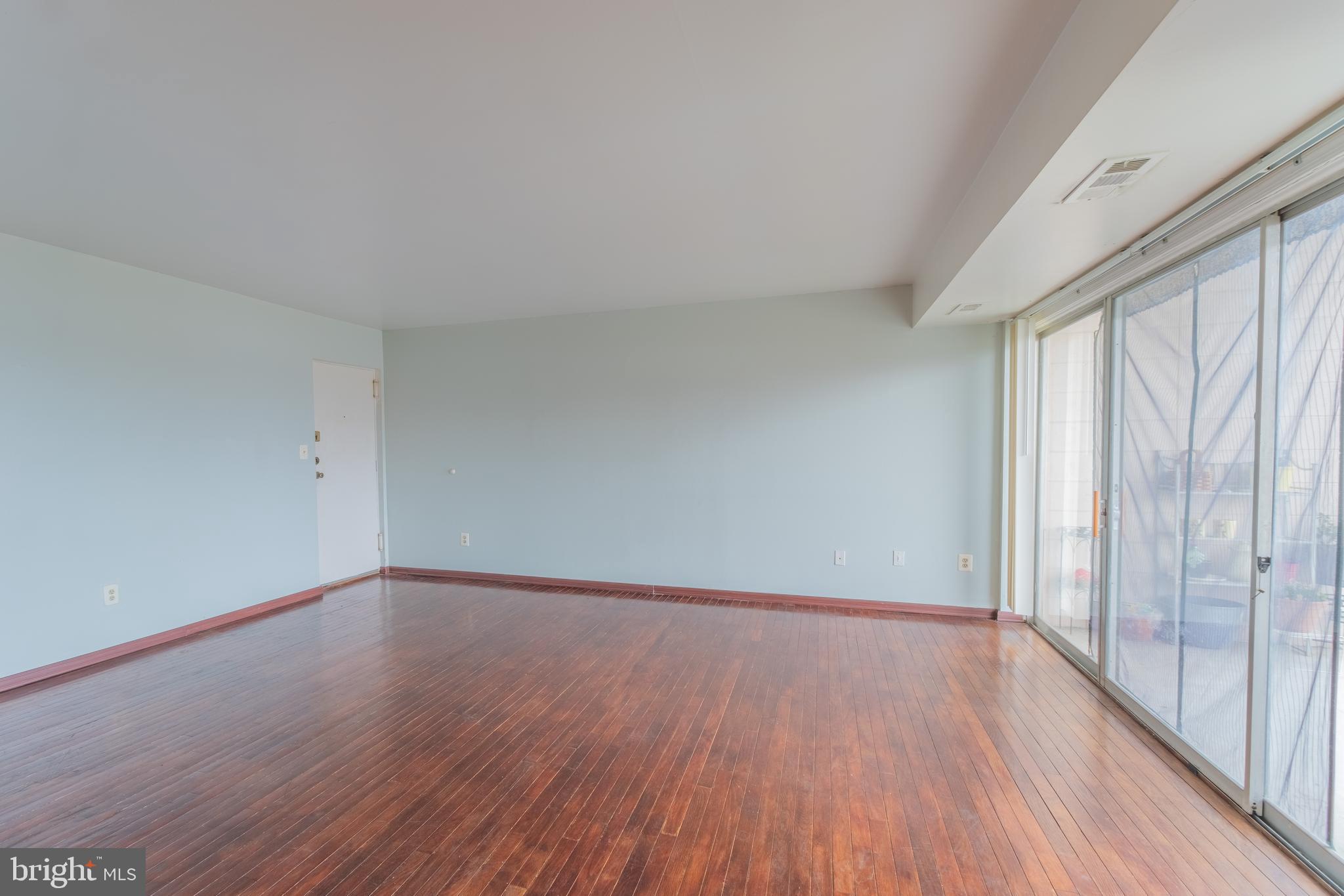 FRENCHMANS CREEK - Residential Lease