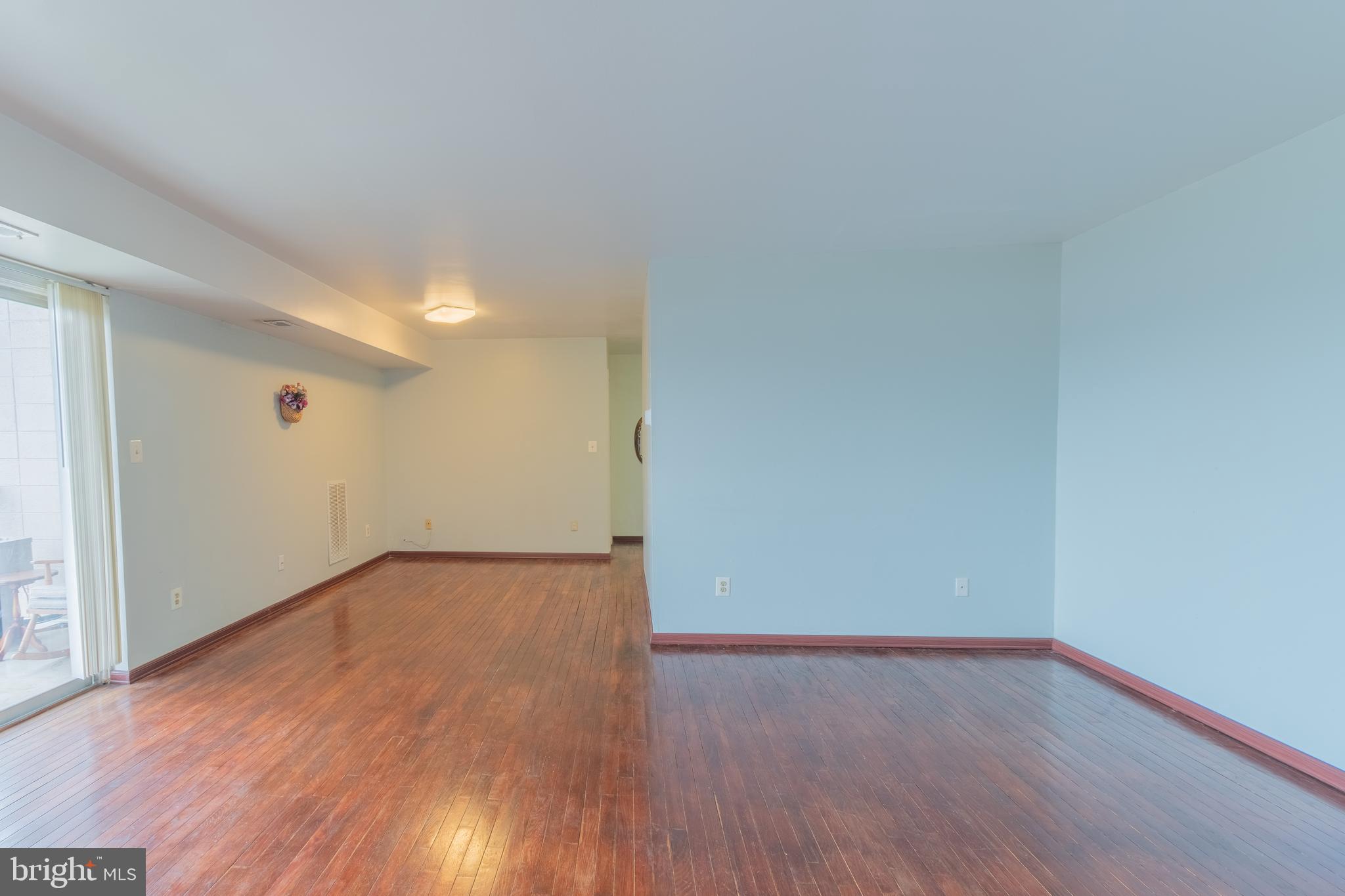 FRENCHMANS CREEK - Residential Lease