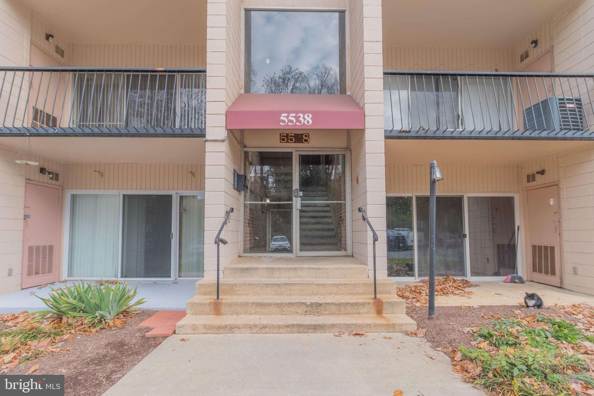 FRENCHMANS CREEK - Residential Lease