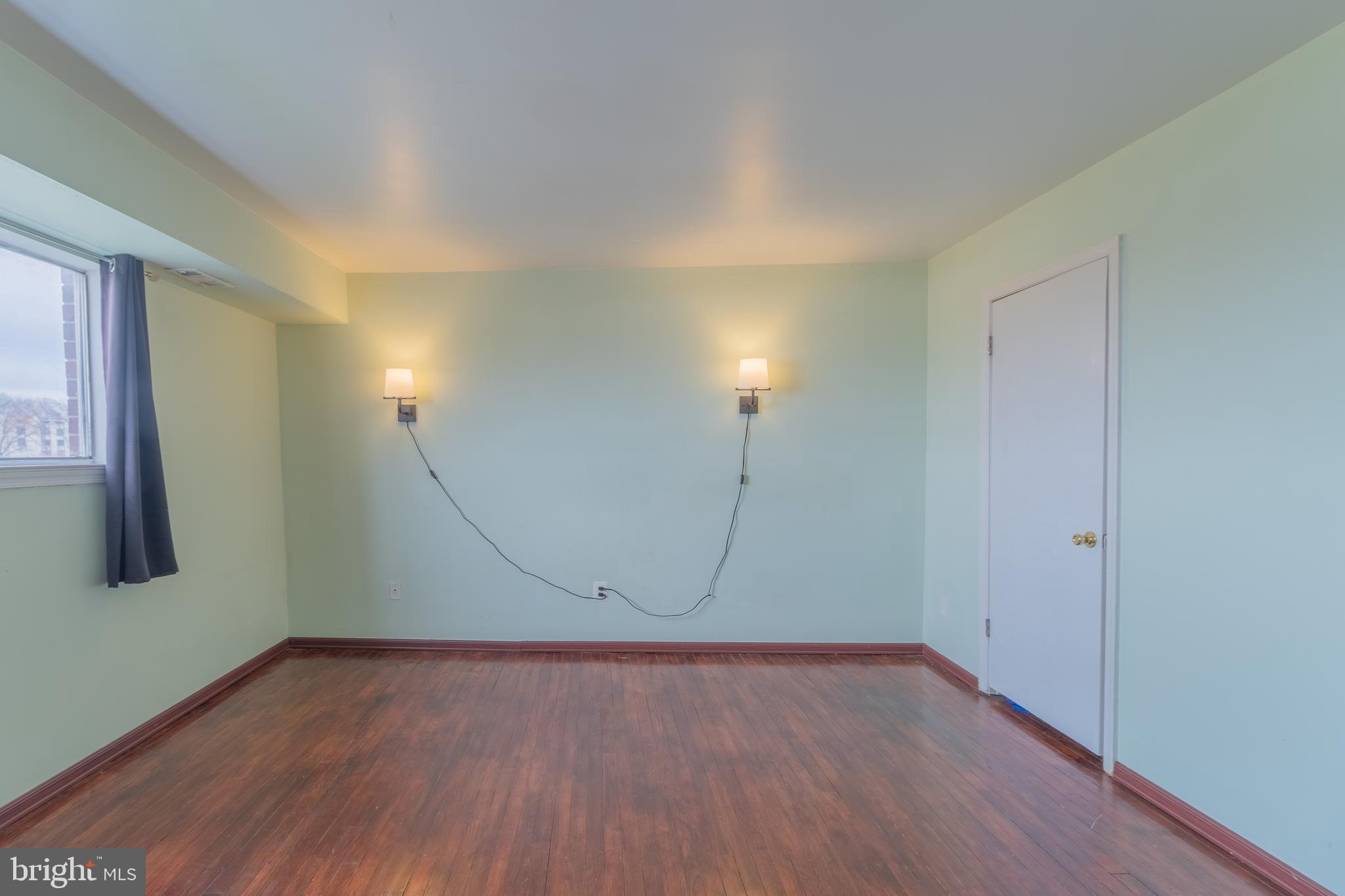 FRENCHMANS CREEK - Residential Lease