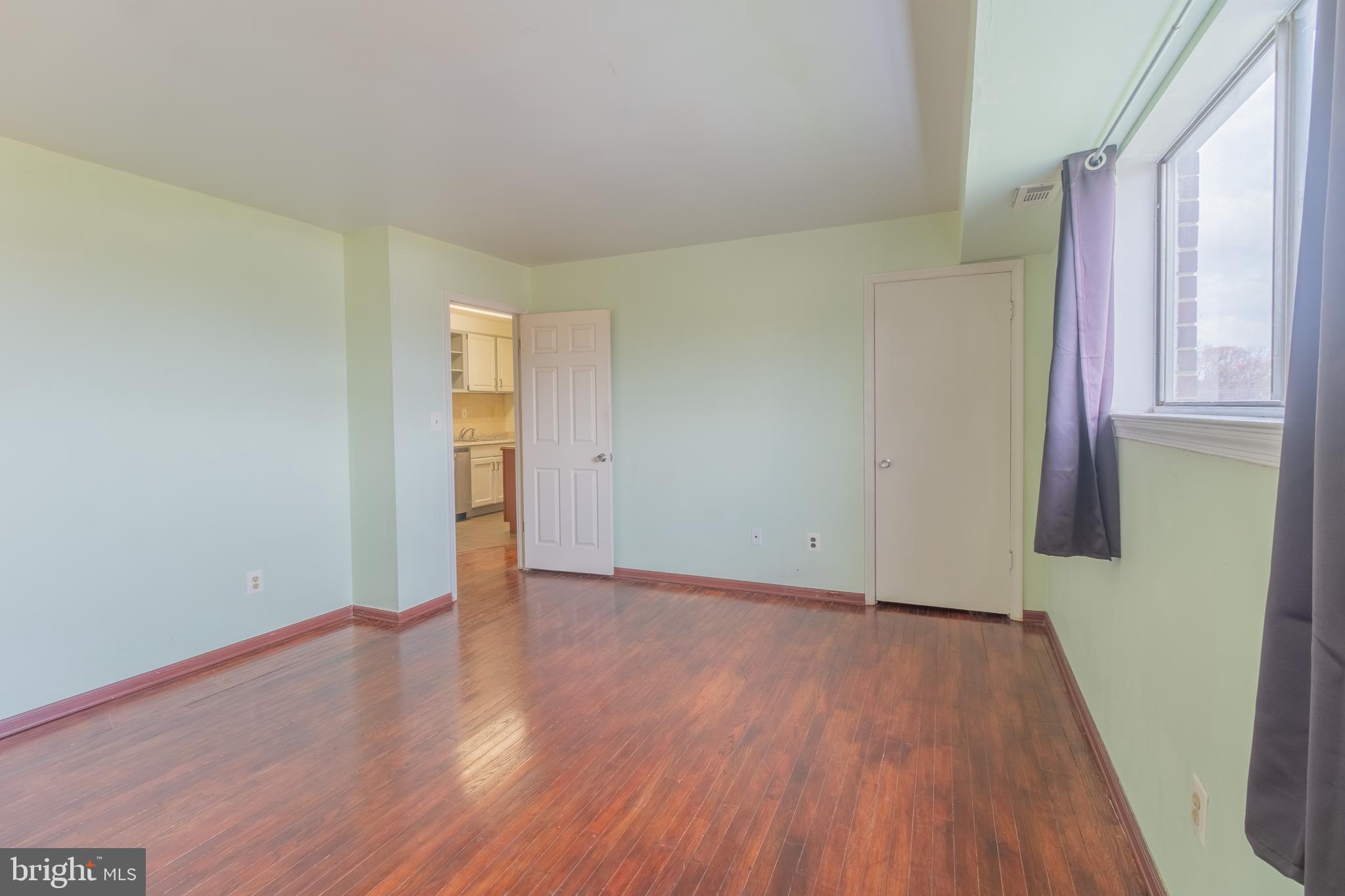 FRENCHMANS CREEK - Residential Lease