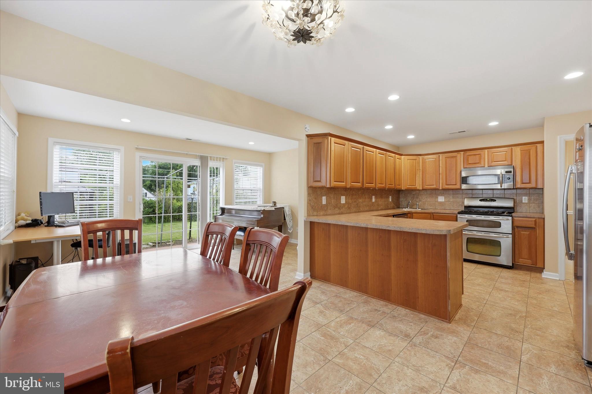 9342 CAMPUS LANE