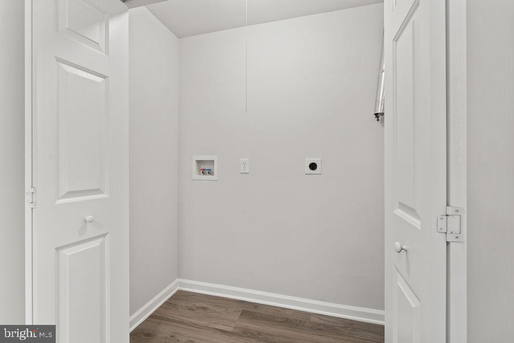 LEE'S HILL - Residential