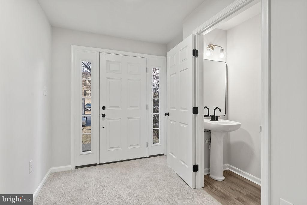 LEE'S HILL - Residential