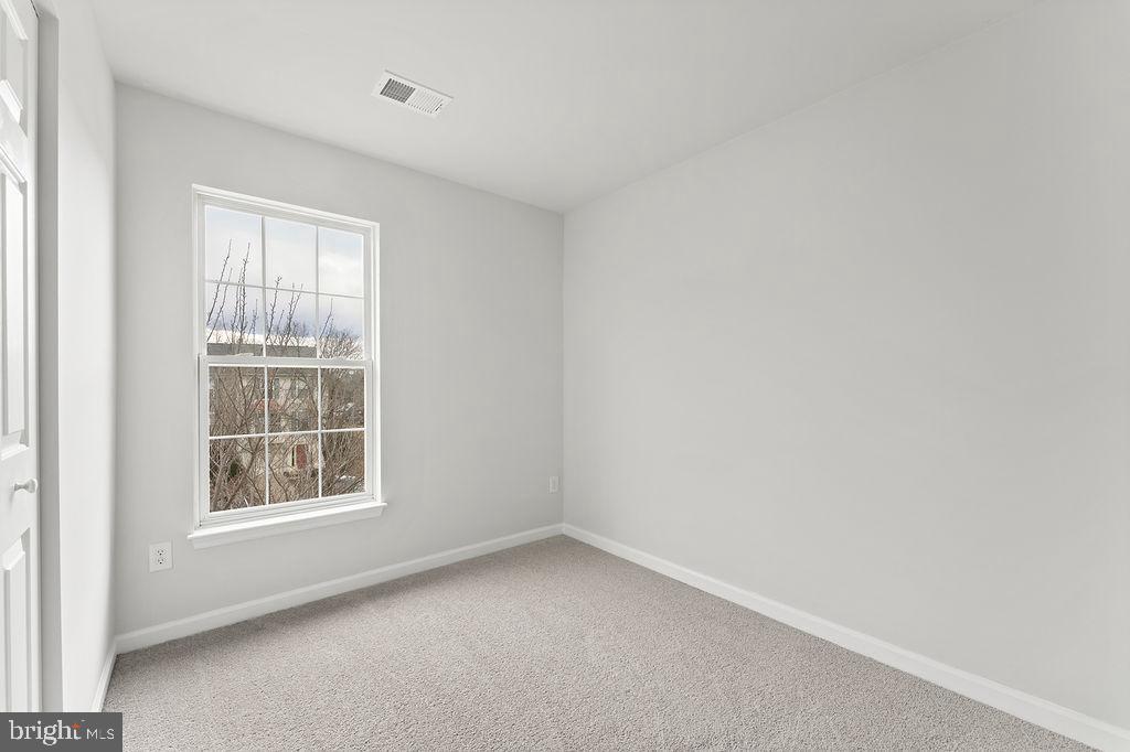 LEE'S HILL - Residential