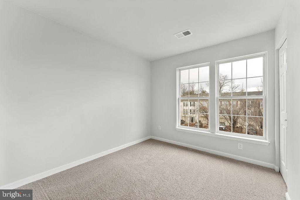 LEE'S HILL - Residential