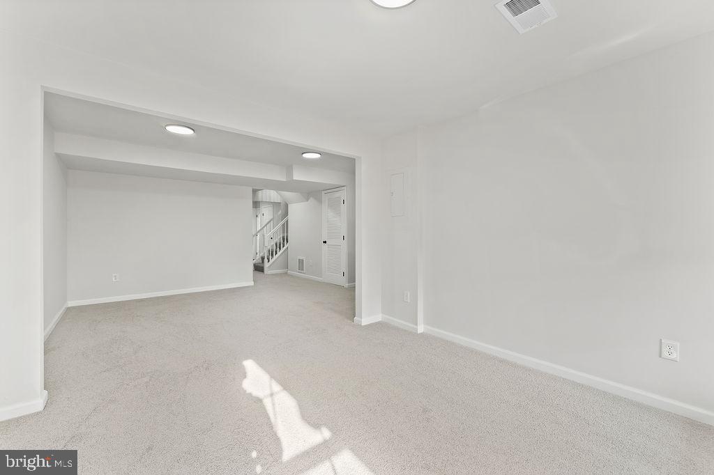 LEE'S HILL - Residential