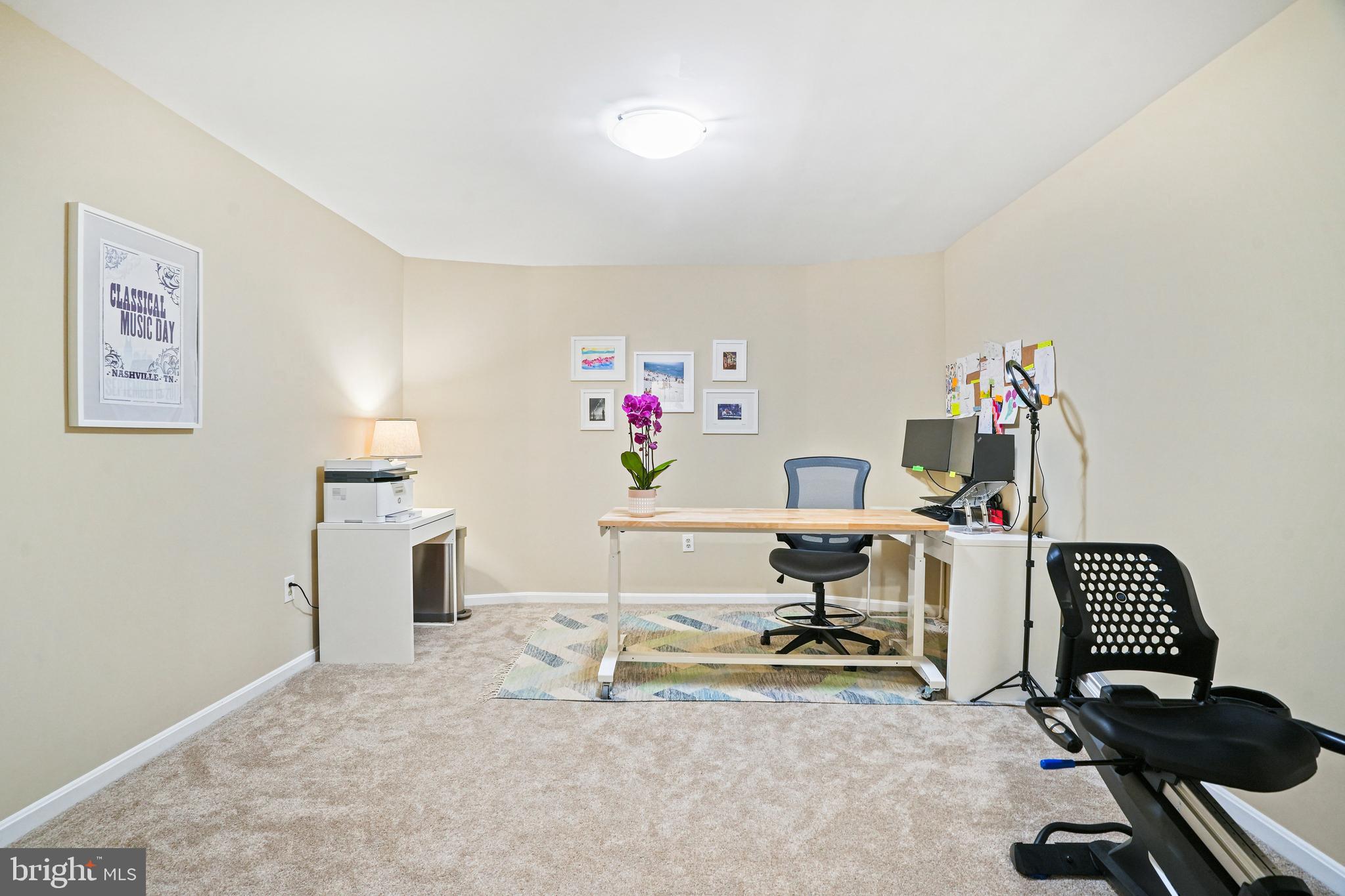 SPRING MEADOWS - Residential