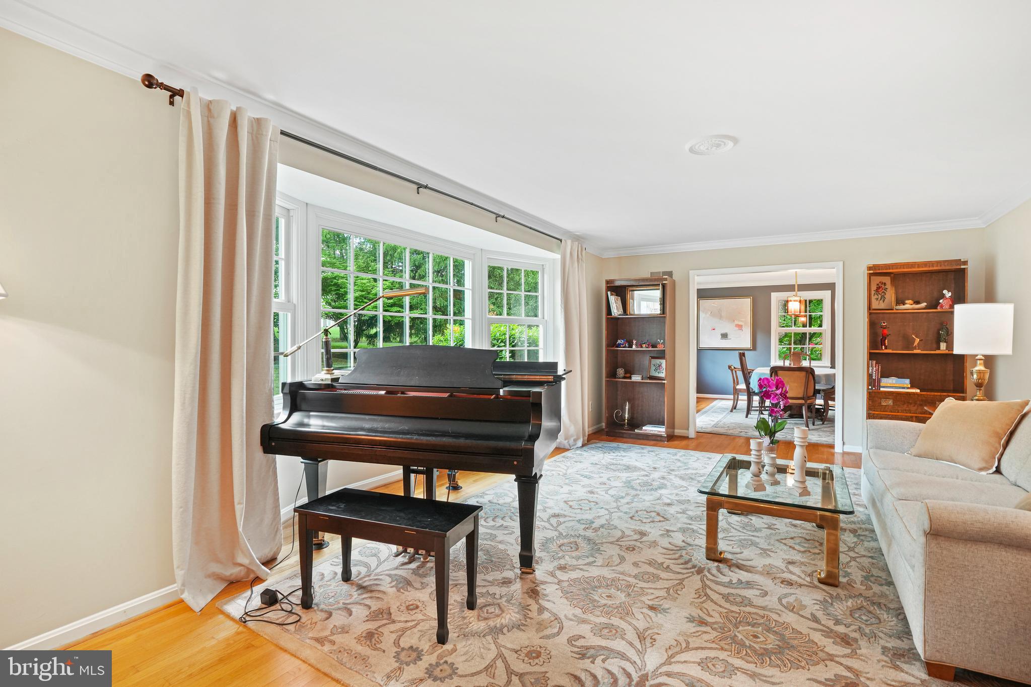 SPRING MEADOWS - Residential