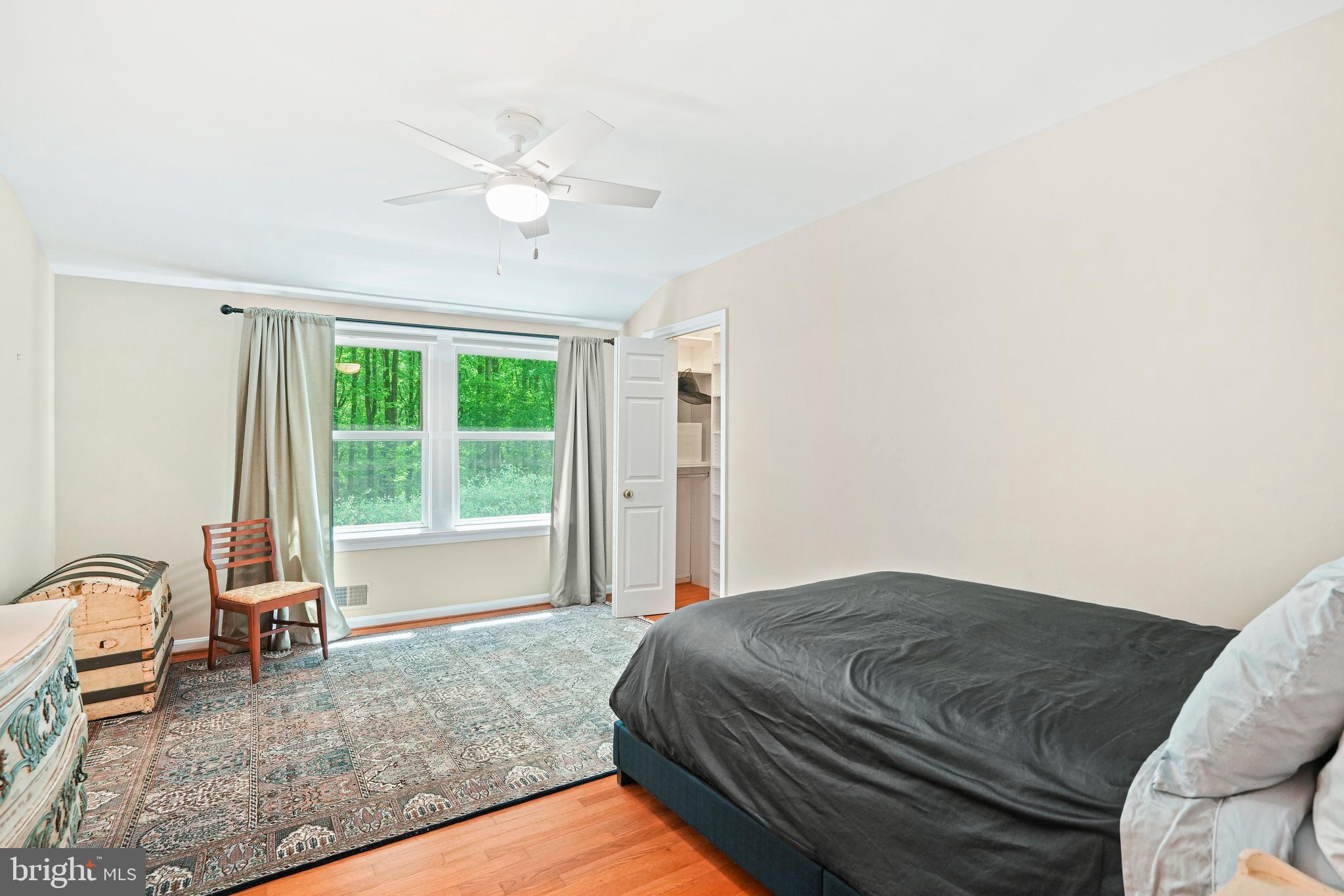 SPRING MEADOWS - Residential