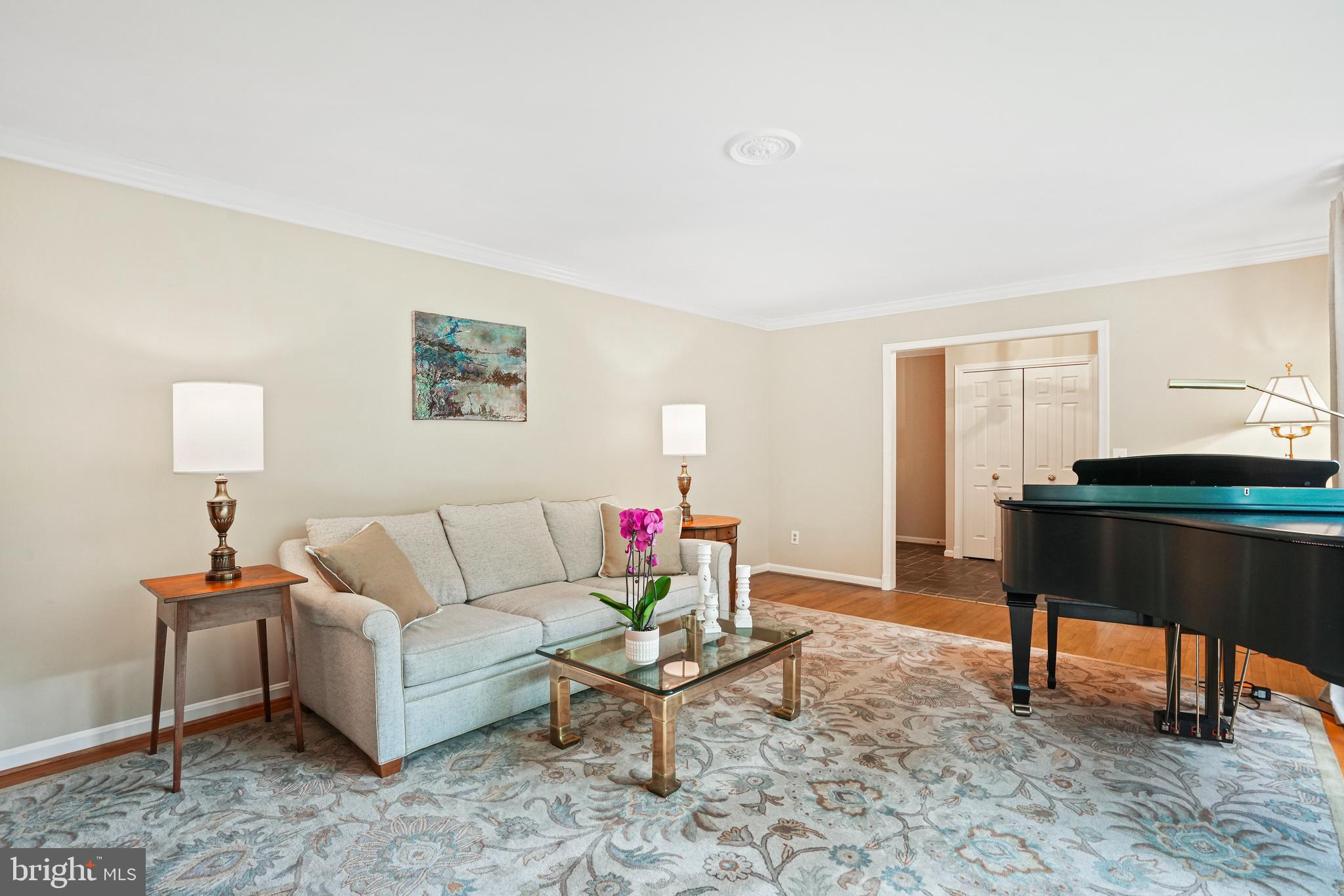 SPRING MEADOWS - Residential