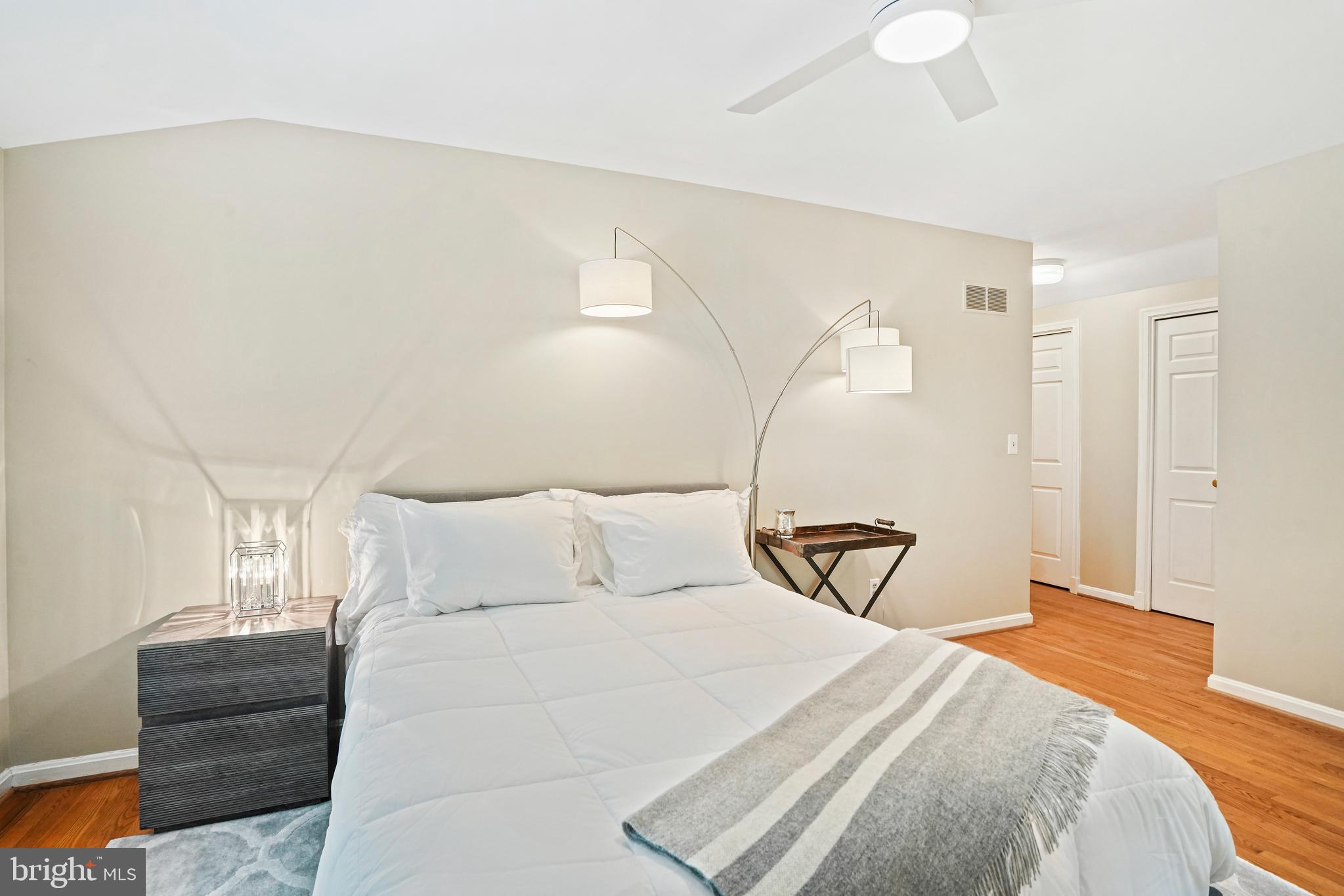 SPRING MEADOWS - Residential