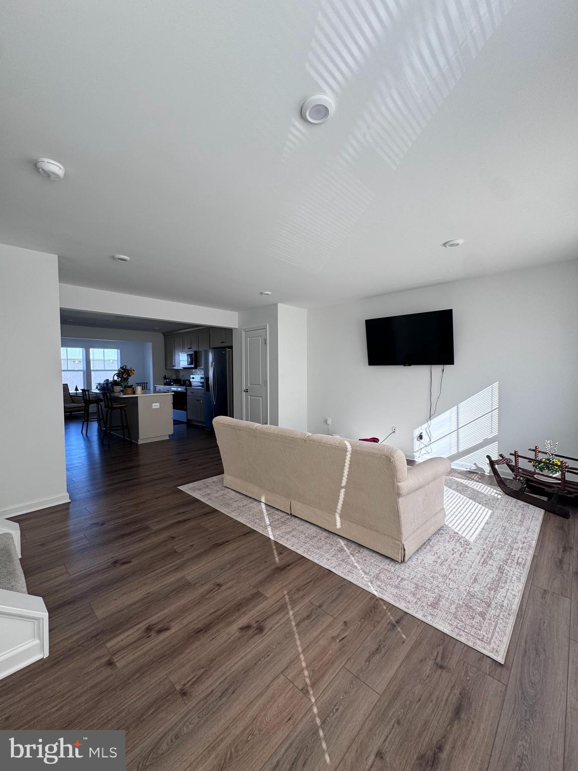 SOUTH BROOK - Residential Lease