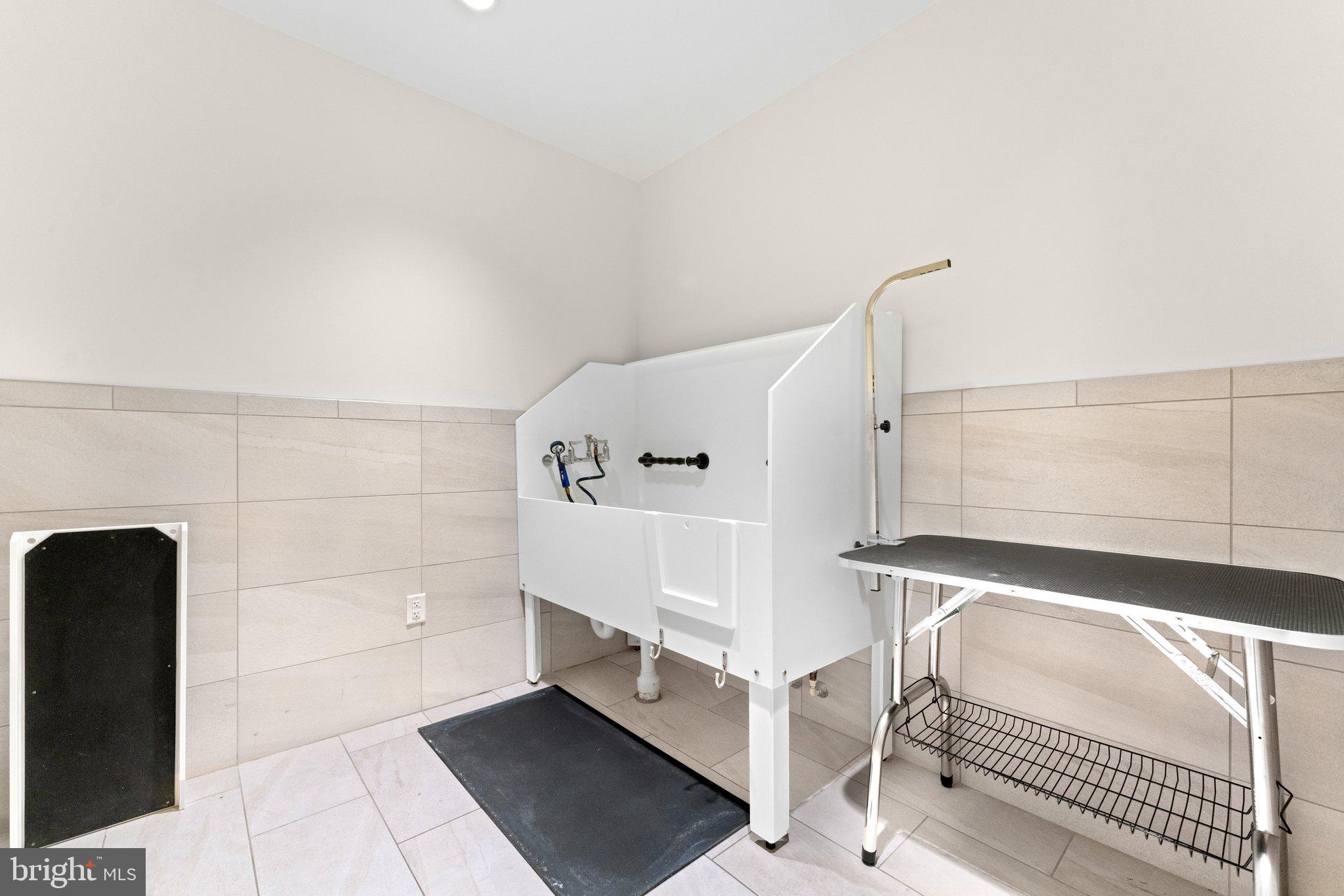 THE SIGNET - Residential