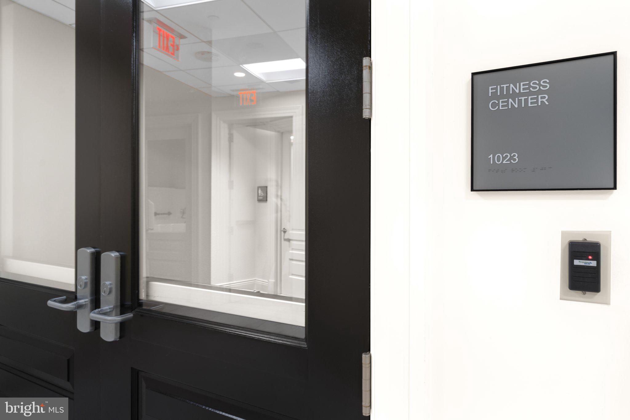 THE SIGNET - Residential