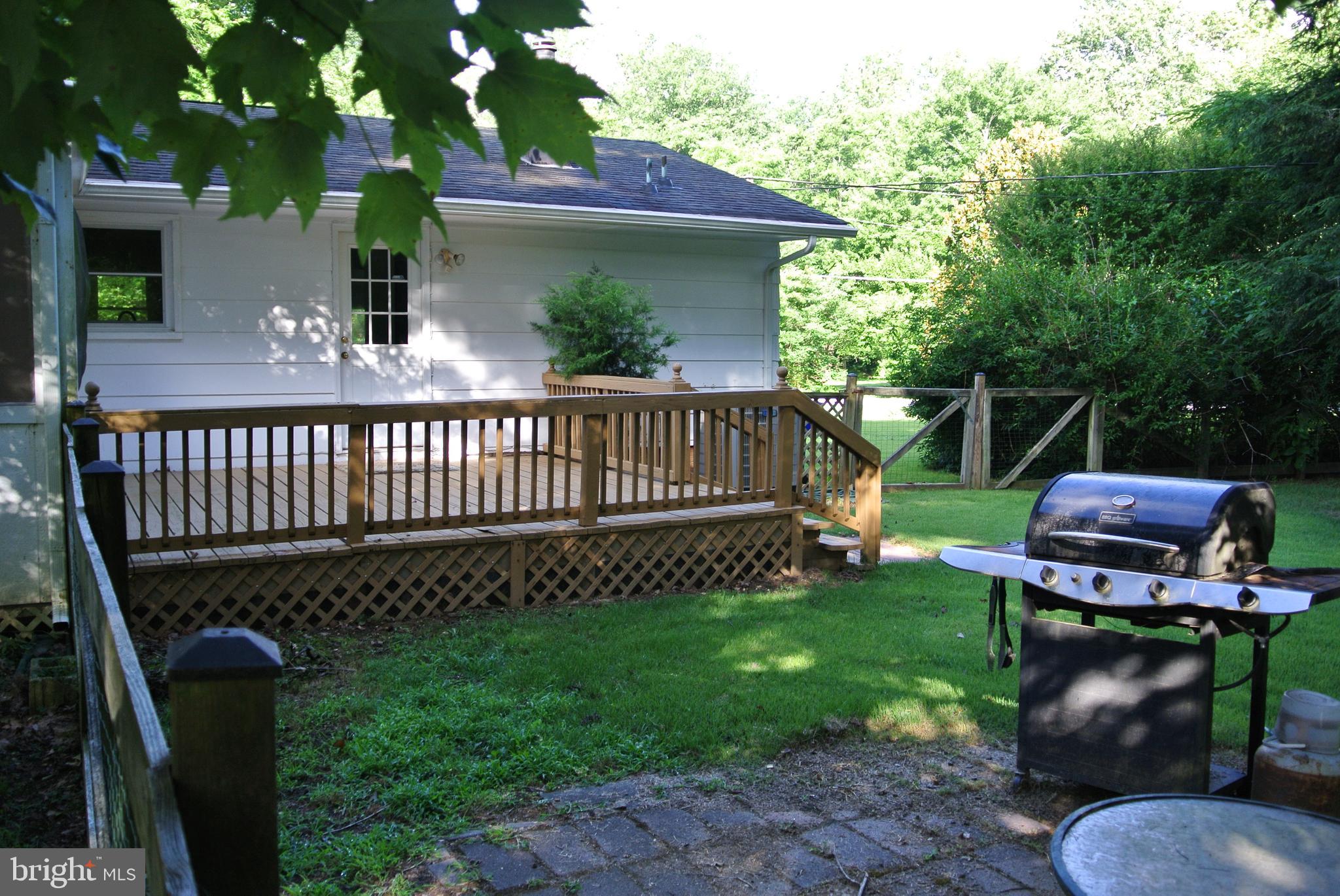 HAWTHORNE MANOR - Residential