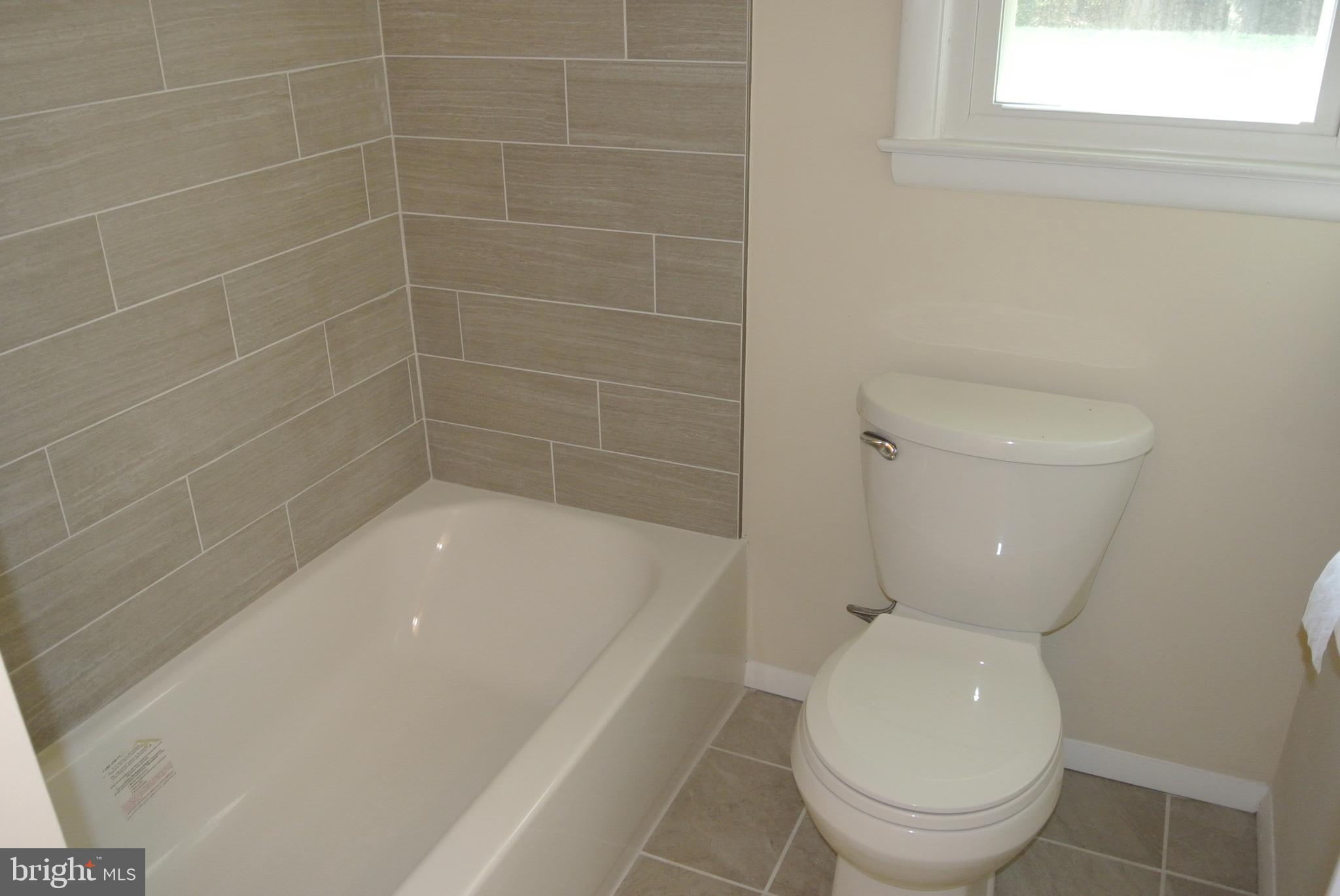 HAWTHORNE MANOR - Residential