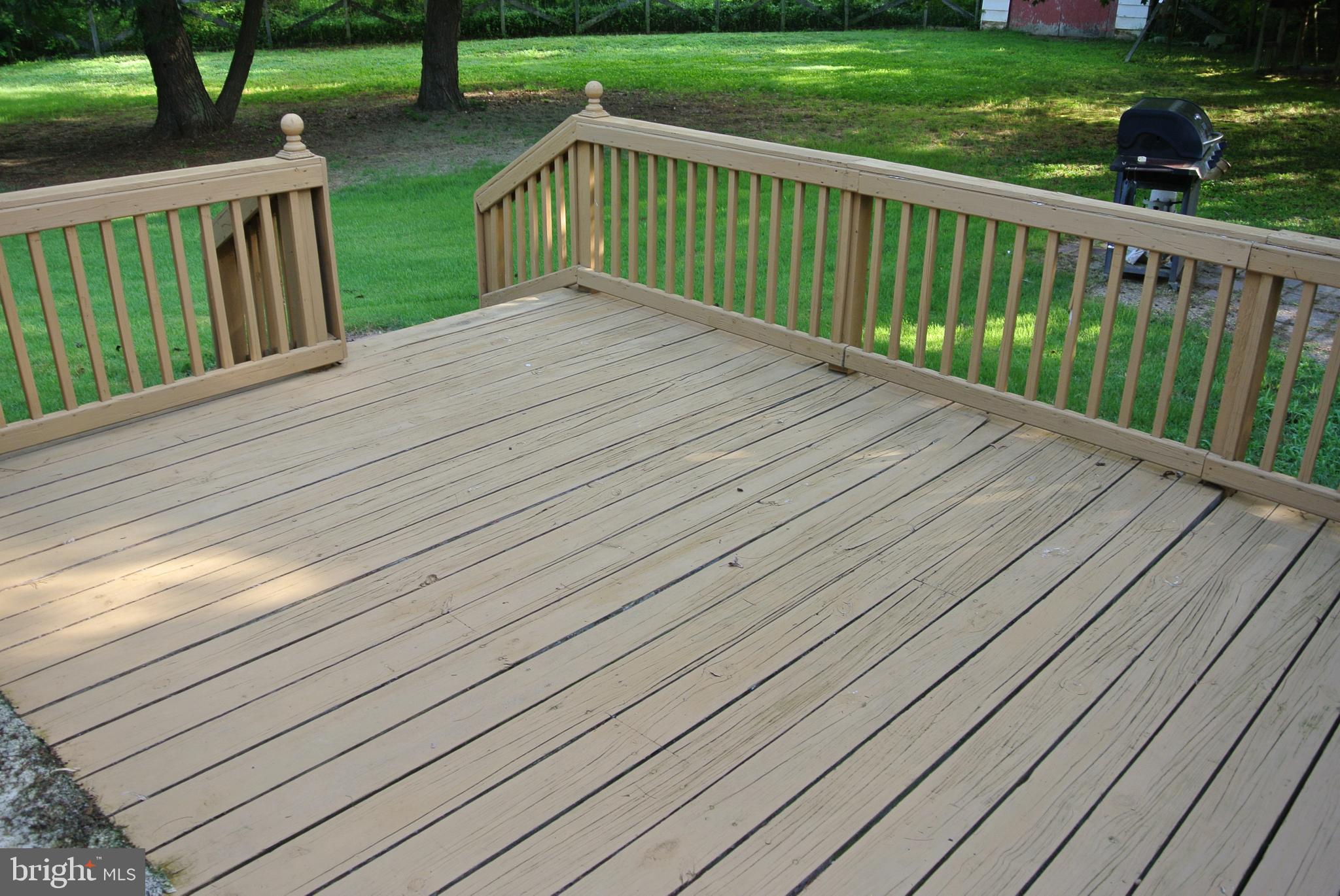 HAWTHORNE MANOR - Residential