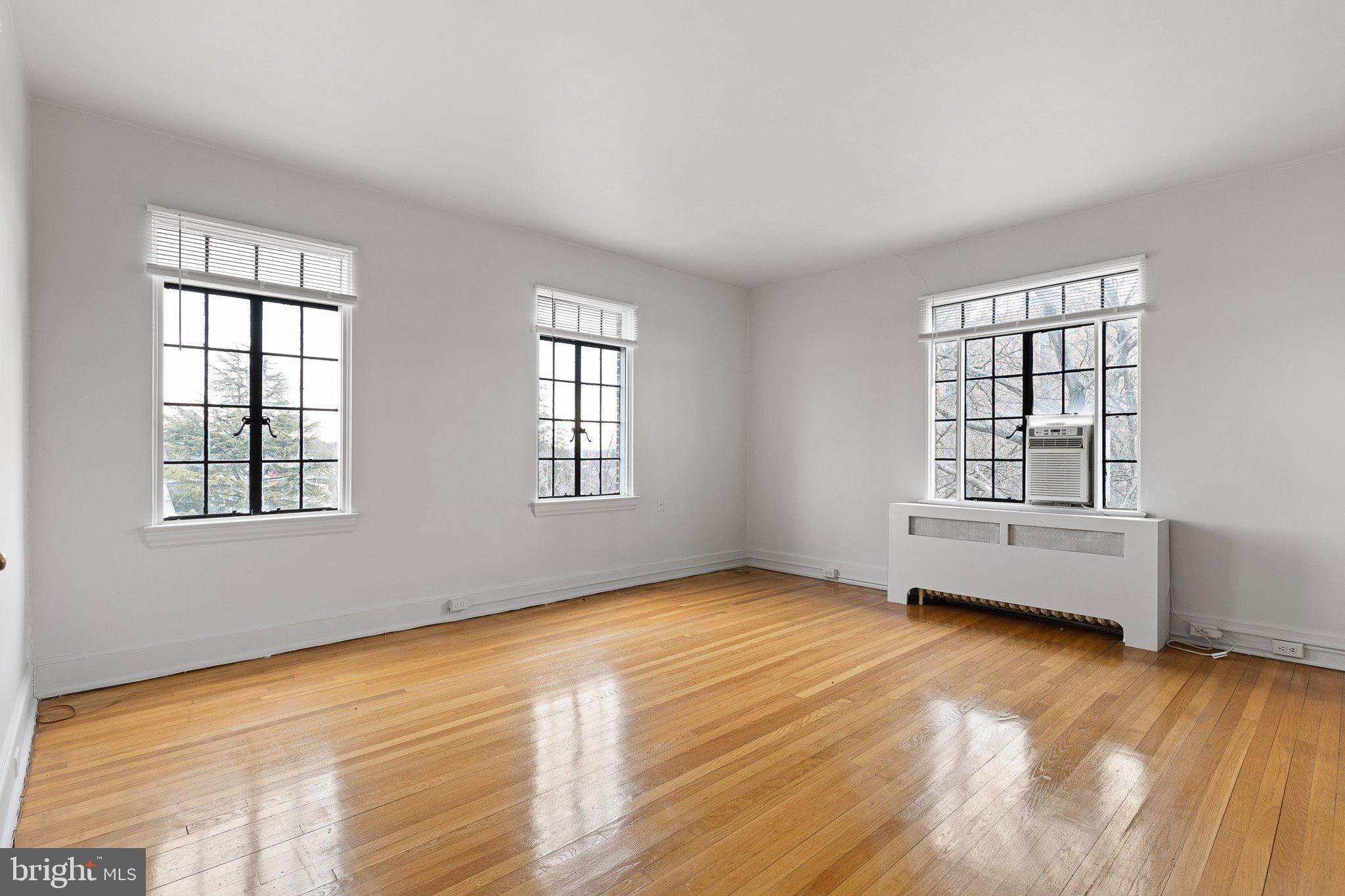 1305 N BROOM STREET UNIT 410