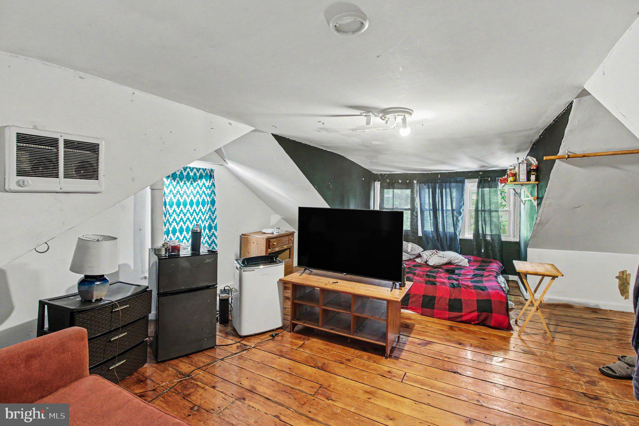 POTTSTOWN - Residential