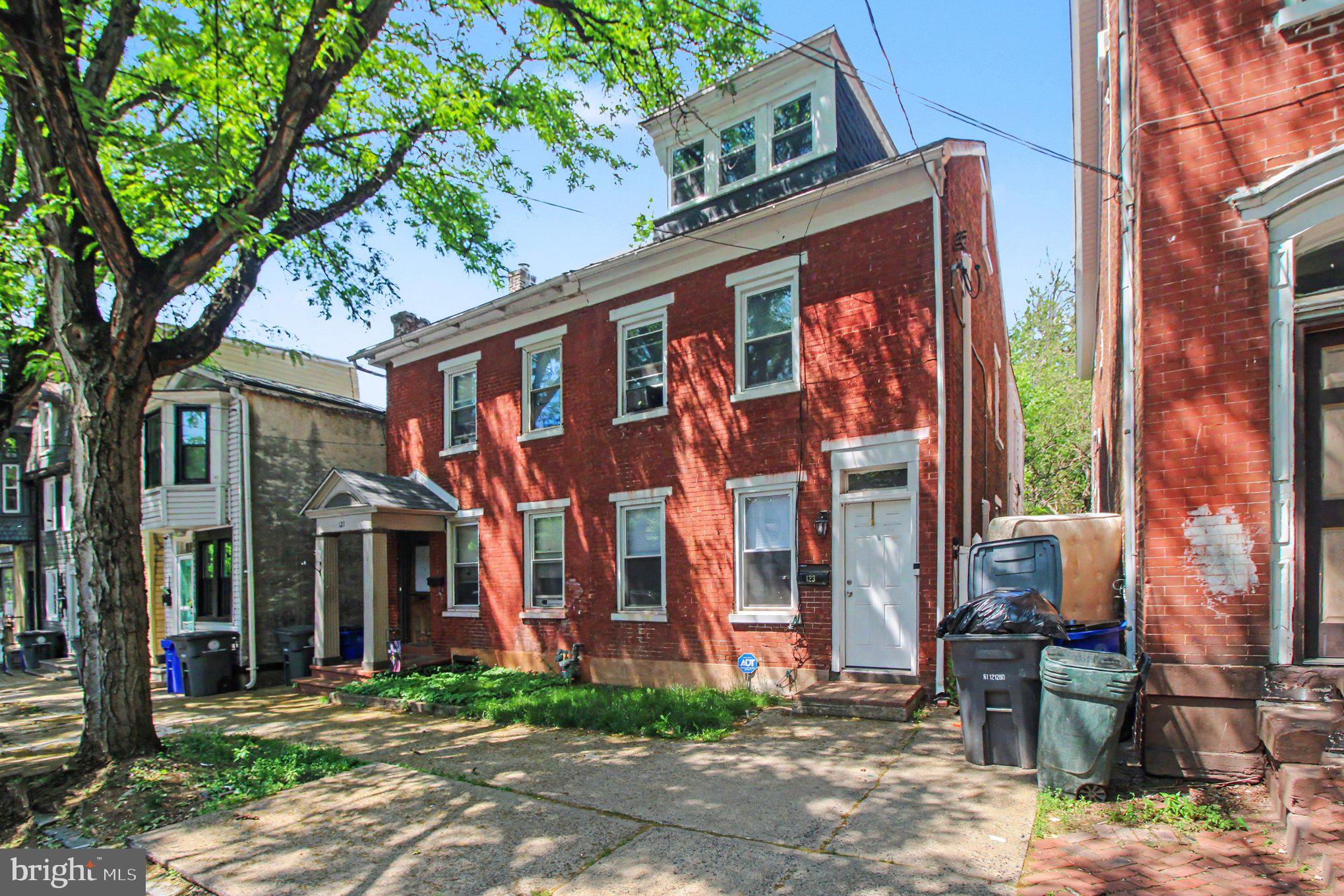 POTTSTOWN - Residential