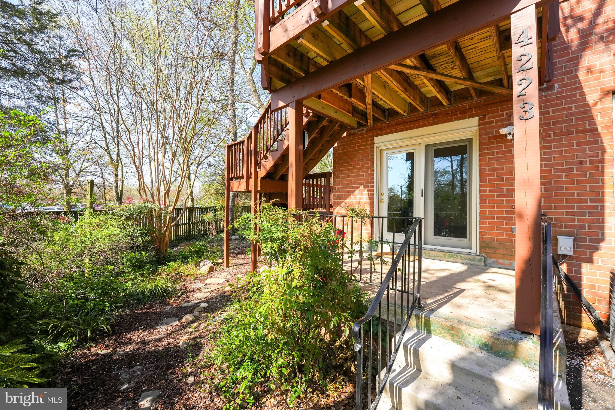 CHATEAUNEUF - Residential