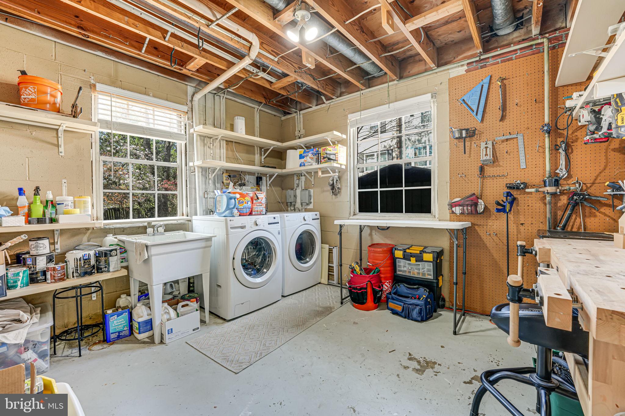 CHATEAUNEUF - Residential