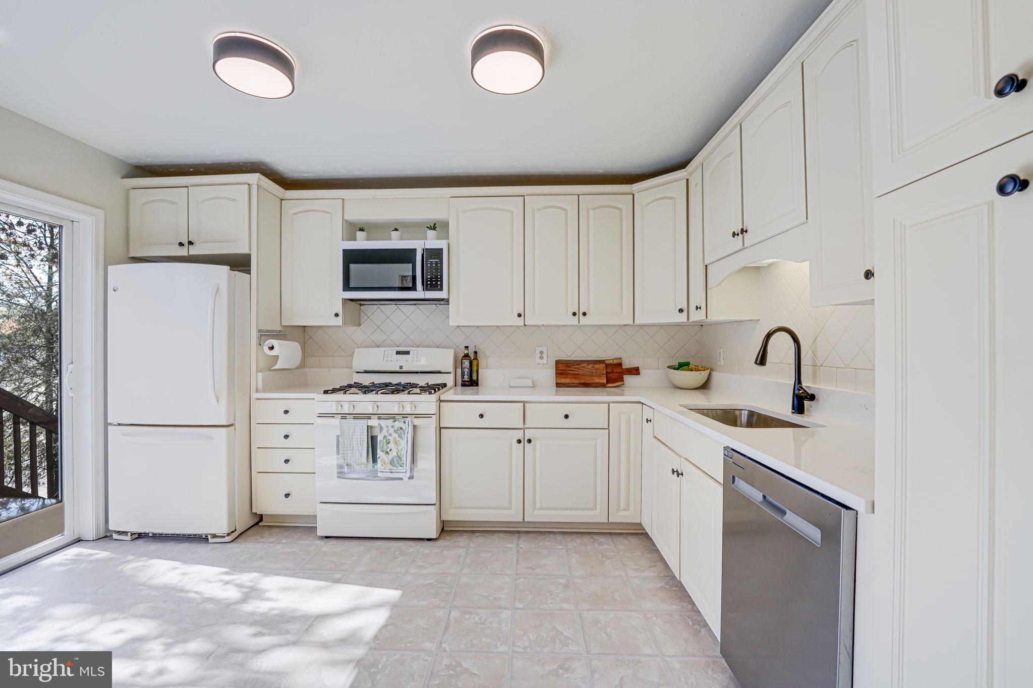 CHATEAUNEUF - Residential