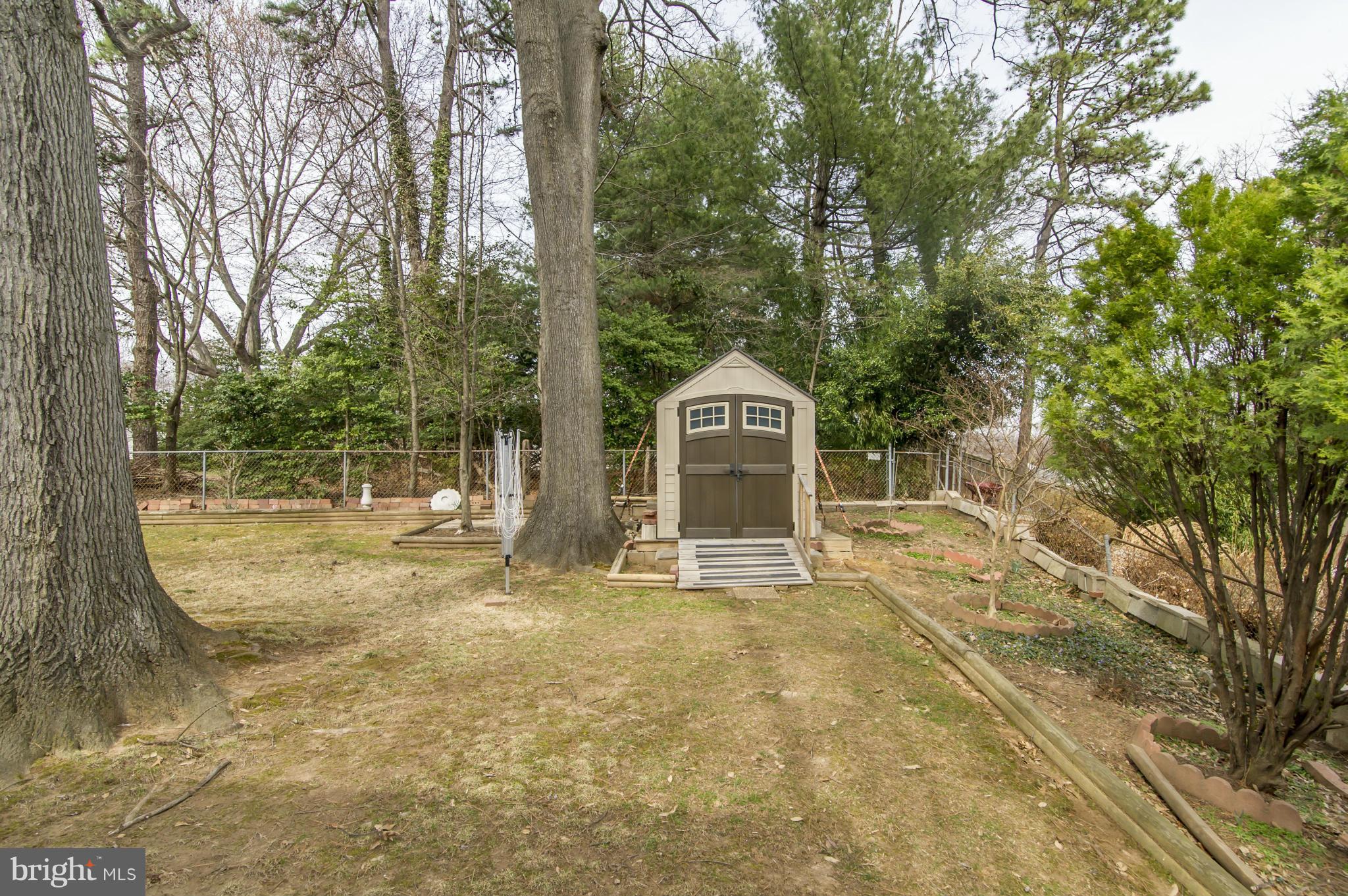 MONTROSE PARK - Residential