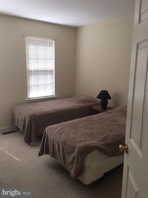 POTOMAC LAKES - Residential Lease