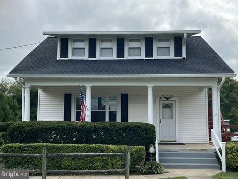 Photo of 307 Berrymans Lane, REISTERSTOWN, MD 21136 (MLS # MDBC2169036)