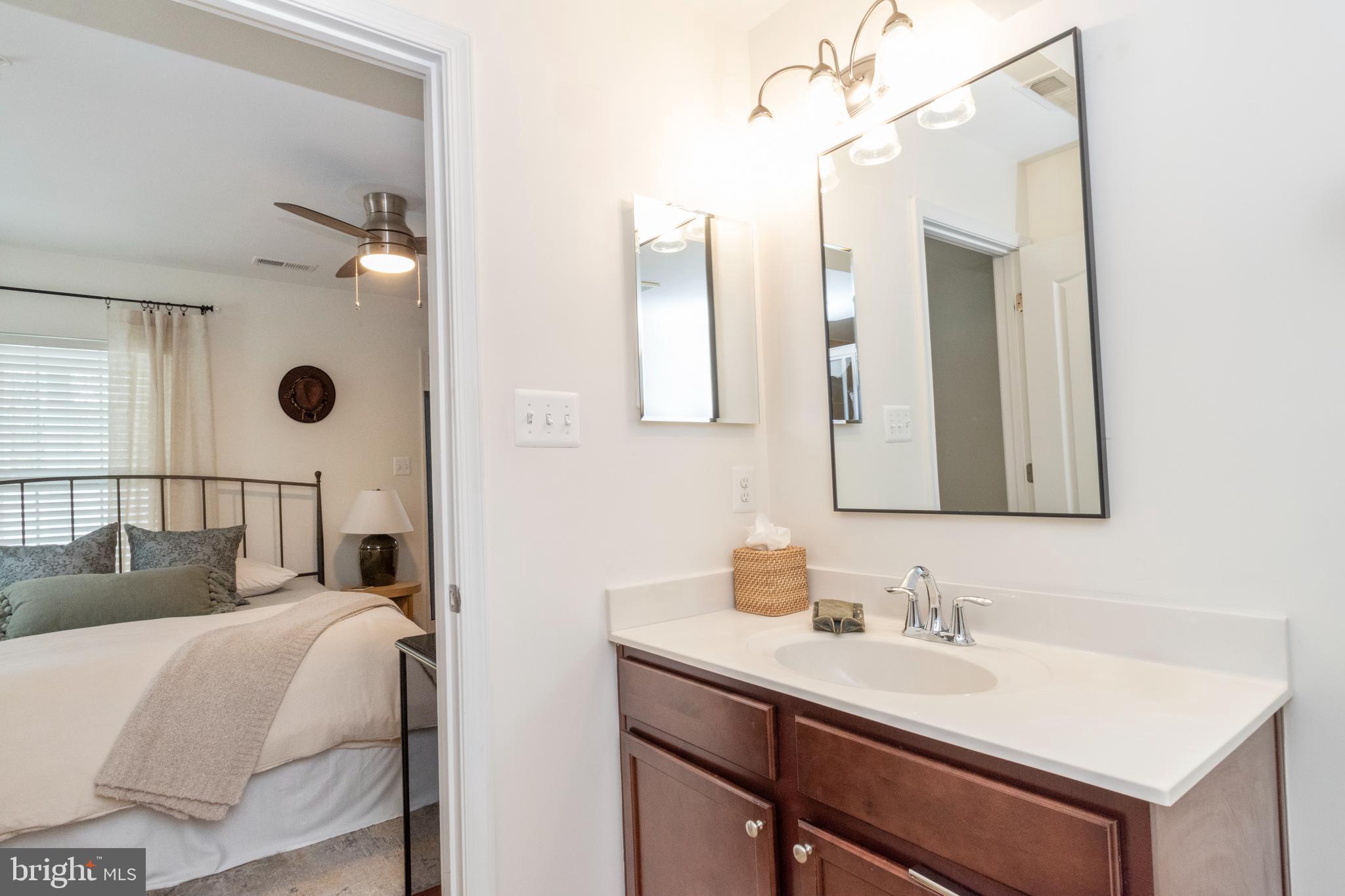 TANYARD SPRINGS - Residential