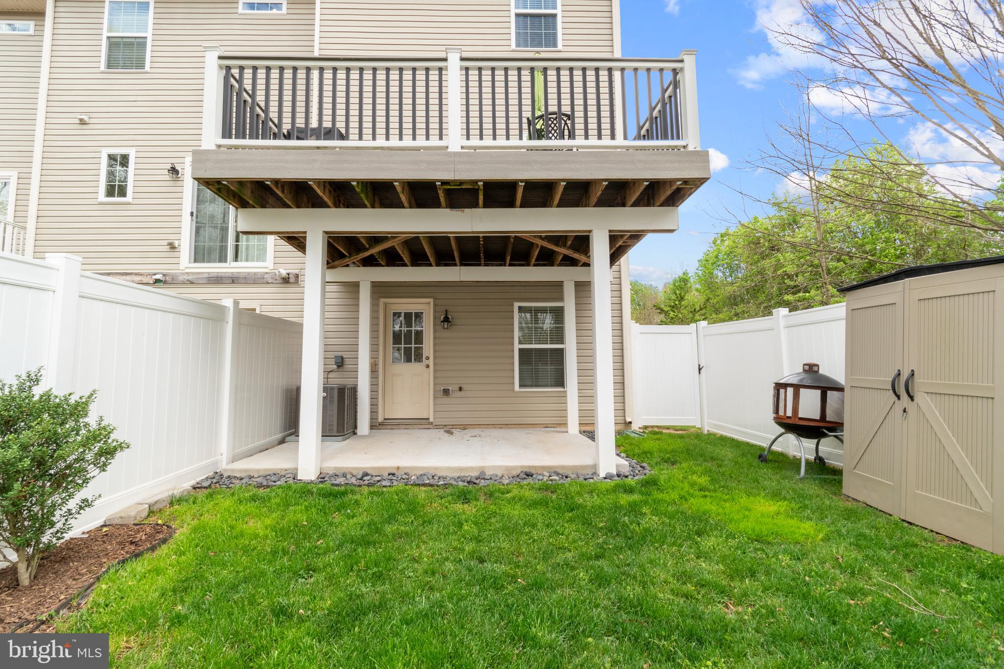 TANYARD SPRINGS - Residential