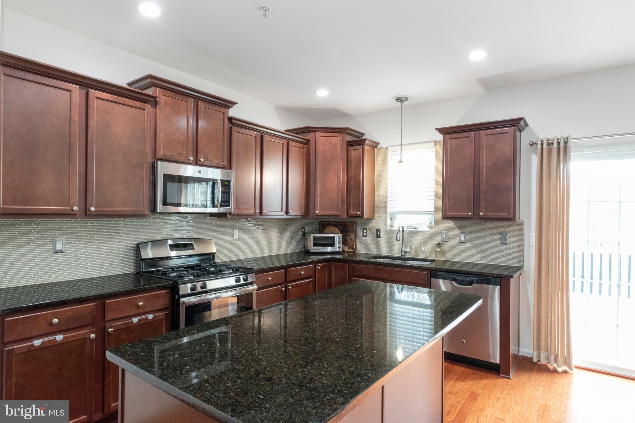 TANYARD SPRINGS - Residential