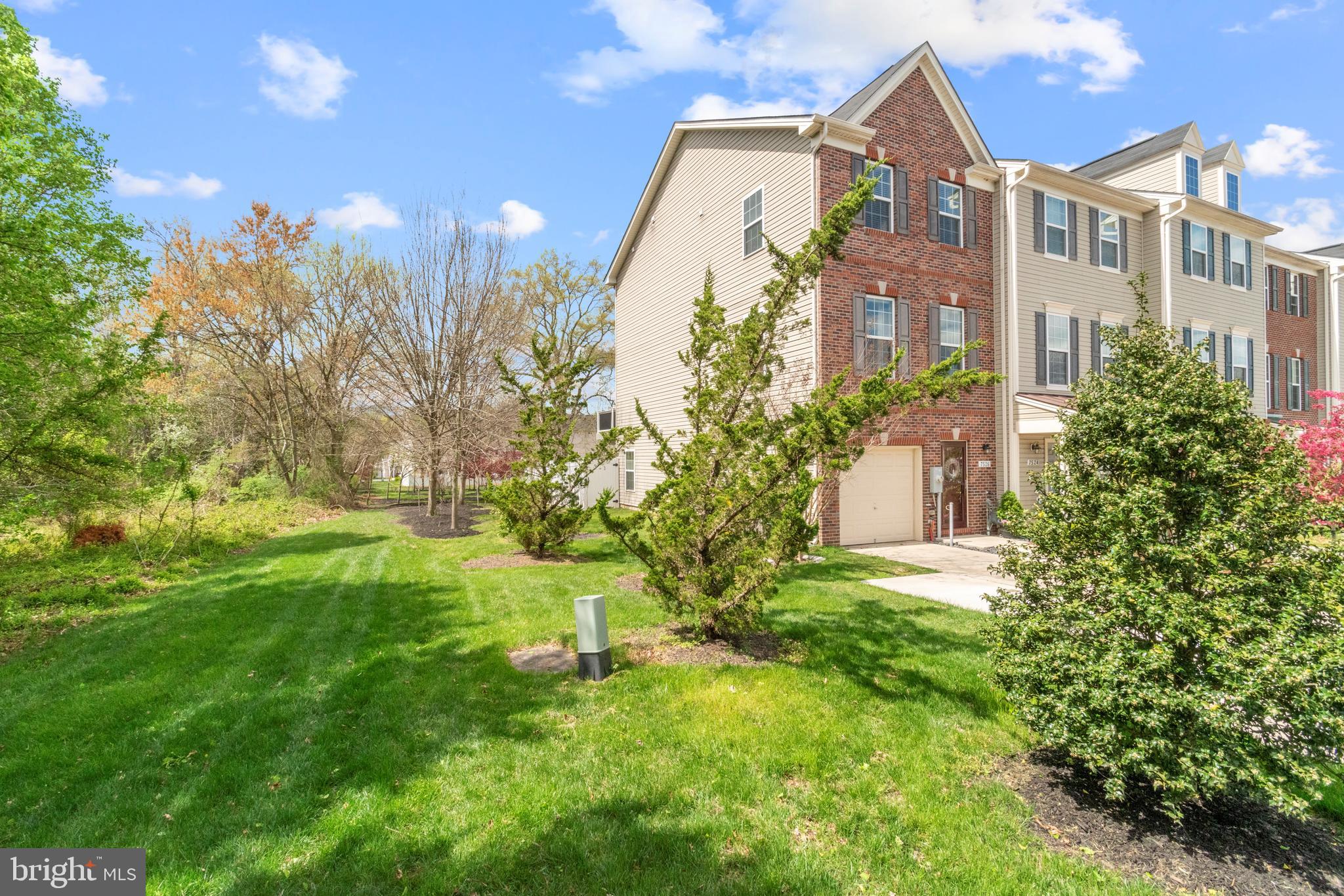 TANYARD SPRINGS - Residential